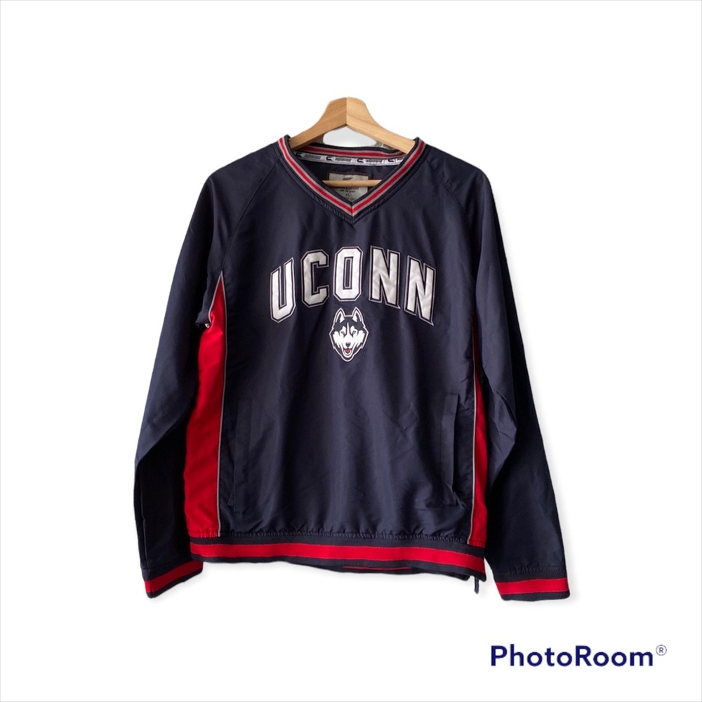 Colosseum | UConn | Sports Pull over | Size Youth XL (20) | College Sports